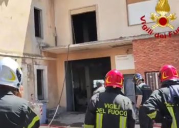 Incendio al vecchio mulino di Monterosso Almo