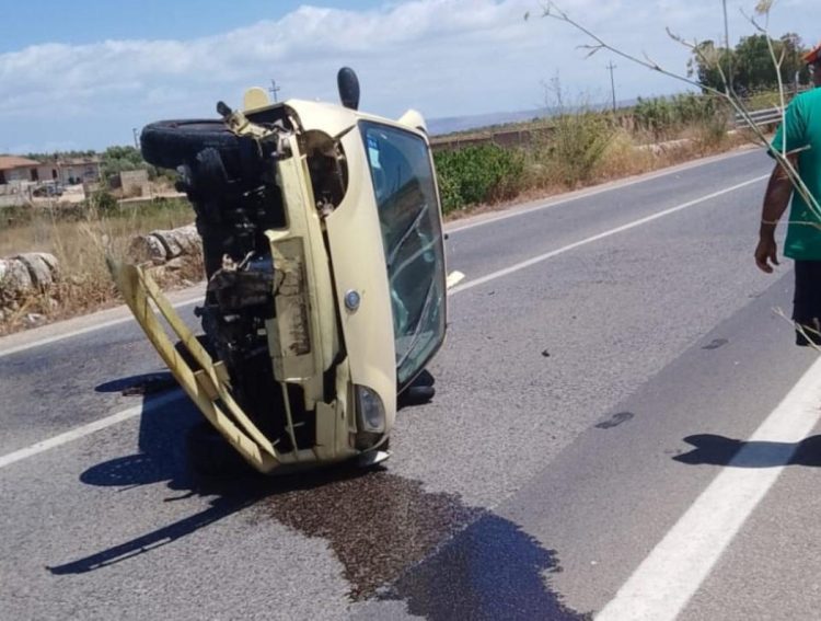 Incidente stradale sulla Sp2 Acate-Vittoria