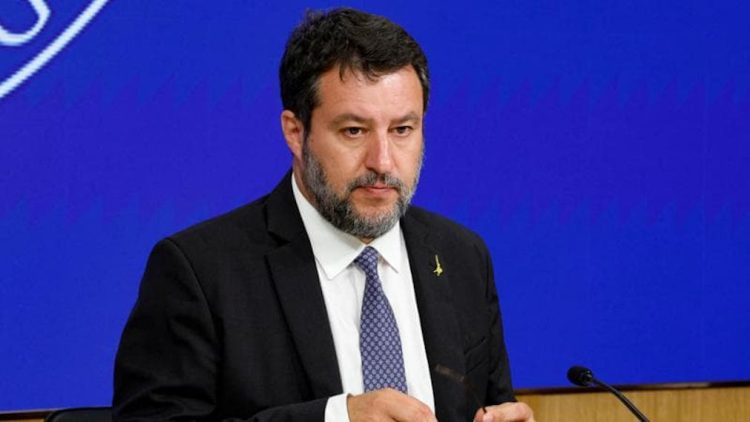 Matteo Salvini rilancia la pace fiscale per debiti fino a 30 mila euro