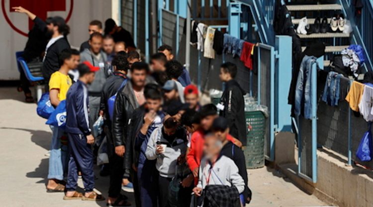 1.861 migranti all'hotspot Lampedusa: via a trasferimenti