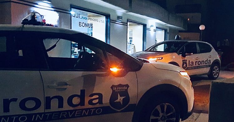 Modica, ladri in un negozio al quartiere Sorda