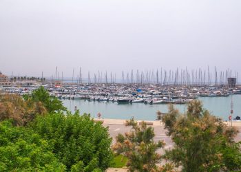 Marina di Ragusa: vogliono estromettere i locali