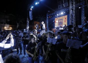 Roy Paci e gli Ottoni Animati accendono il ritmo di tutta Modica