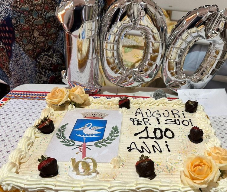 I 100 anni di Francesca Scillieri a Santa Croce Camerina