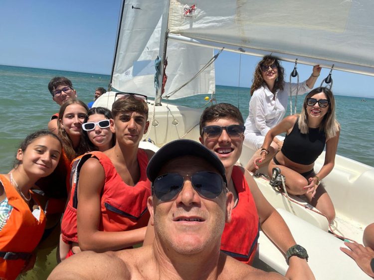 Scoglitti, il Fermi a vela al Circolo Anemos