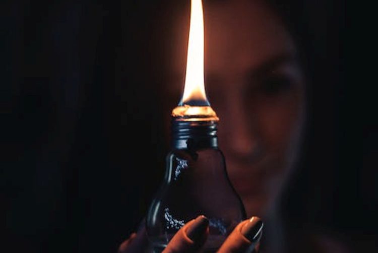Il caldo lascia senza luce il litorale di Modica: black out a Maganuco