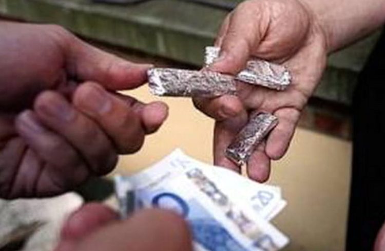 Spaccio di droga a Modica: arrestato 25enne