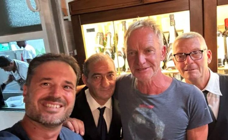 Sting in vacanza alle Eolie: cena a Lipari