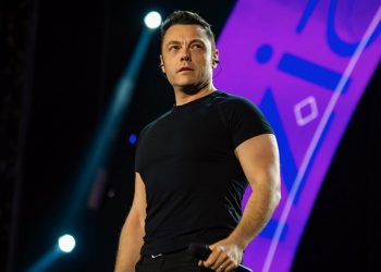 Tiziano Ferro su Instagram: ho un nodulo alla gola e dovrò operarmi