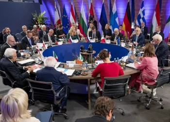 Da Mattarella e 5 capi di Stato mediterranei appello per il clima