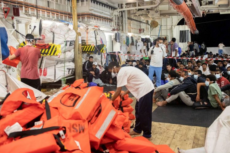 27 migranti portati a Malta, Amnesty chieda un’inchiesta pubblica