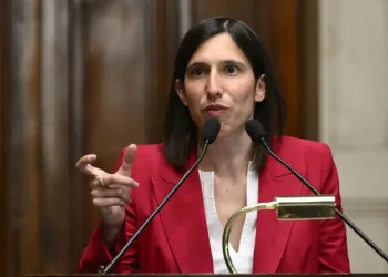 Salario minimo, Schlein “Incontro non sia sceneggiata agostana”