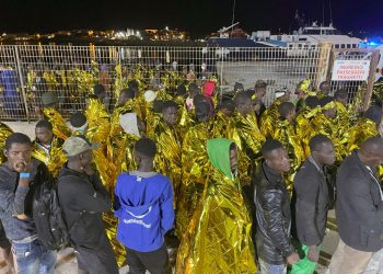 Un’altra notte di sbarchi di migranti a Lampedusa