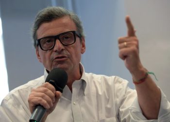 Salario minimo, Azione “Superate le 200mila firme, il Paese è con noi”