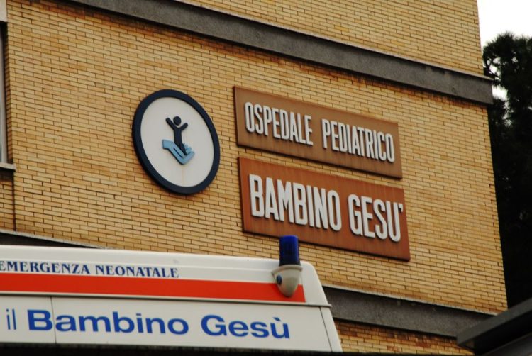 Libia, accordo con l’Italia per interventi di cardiochirurgia pediatrica