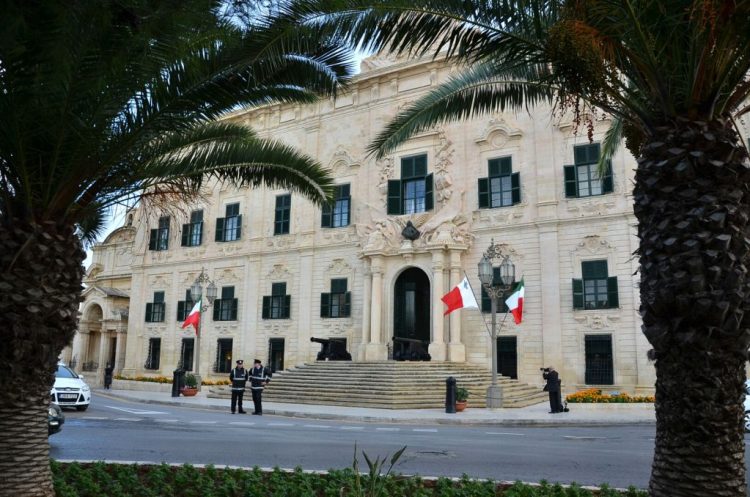 Malta, stretta del governo per limitare i residenti non-Ue