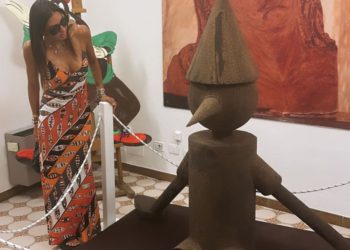 Elisabetta Gregoraci a Modica: venite con me? Vi porto al Museo del Cioccolato