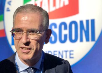 Divorzio IV-De Luca, Falcone (FI): Renzi vittima della sindrome dell’abbandono