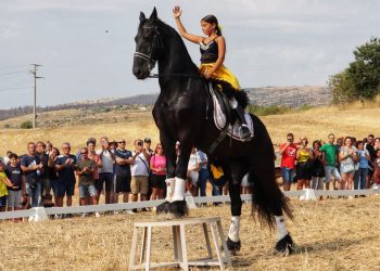 Fiera di San Bartolomeo a Giarratana, successo di presenze e straordinario spettacolo equestre