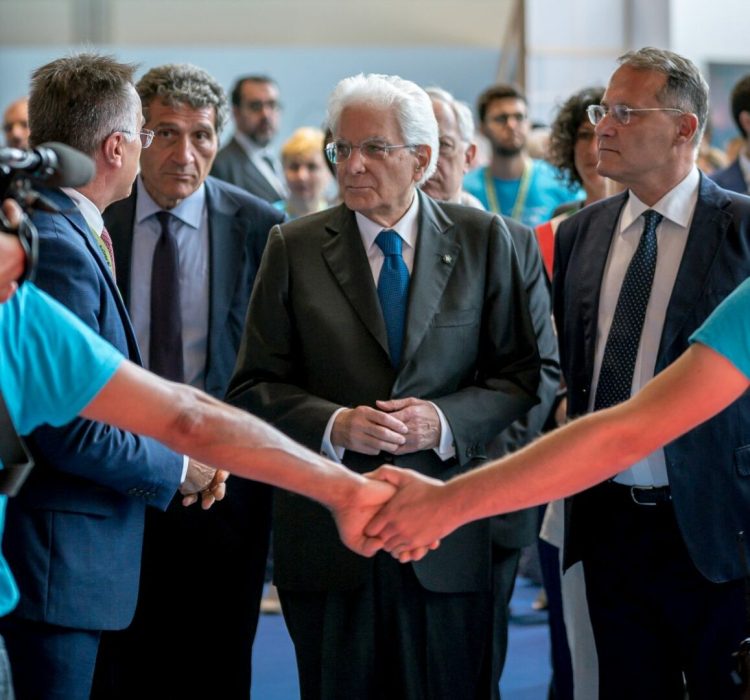 Costituzione, Mattarella “Amicizia risorsa per espellere l’odio”