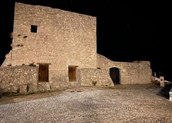 Notti di BCsicilia, Palazzo Adriano: a mezzanotte visita guidata al Castello