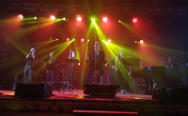 Mario Biondi regala uno spettacolo straordinario a Marina di Modica