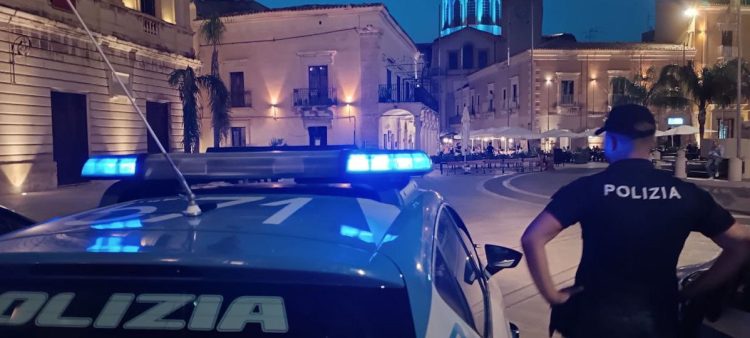 Comiso, un arresto per maltrattamenti in famiglia