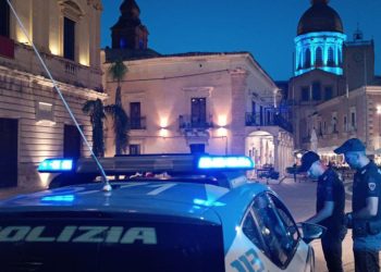 Controlli straordinari a Comiso: denunce e sequestro droga