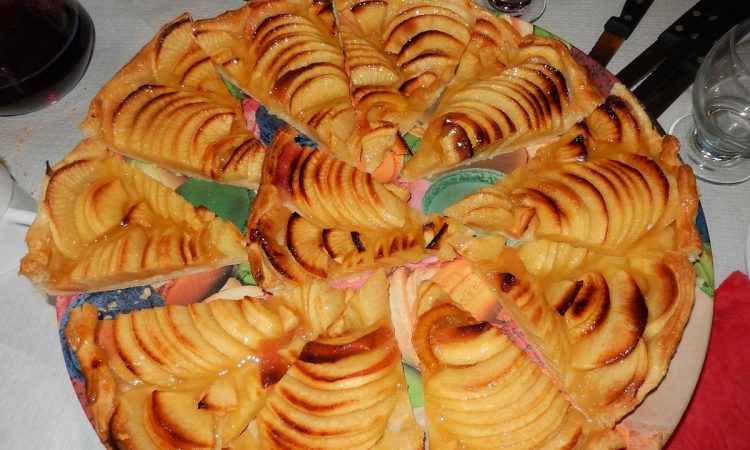 Crostata di mele: ricetta veloce