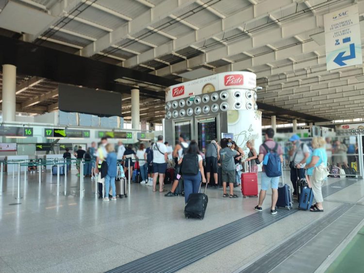 La Sicilia si avvicina al Canada con un nuovo volo diretto Catania–Montréal