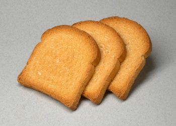 La fetta biscottata fa ingrassare? Scopri la verità dietetica