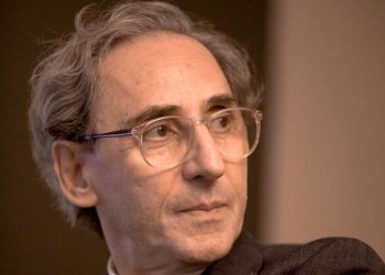 Piazza d'estate dedicata a Franco Battiato "Io avrò cura di te"