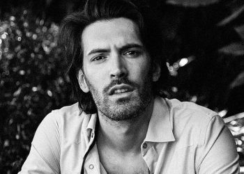 Giovanni Caccamo in concerto al Parco Forza di Ispica