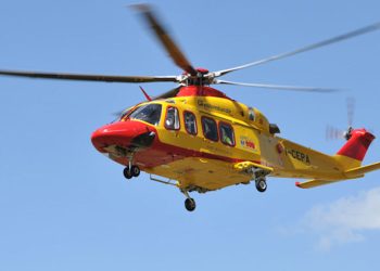 Incidente a Chiaramonte Gulfi, si schianta con la moto contro un muretto: è grave