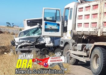 Grave incidente fra camion e furgone a Ragusa: un ferito trasferito in elisoccorso