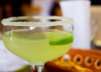 La ricetta del limoncello siciliano