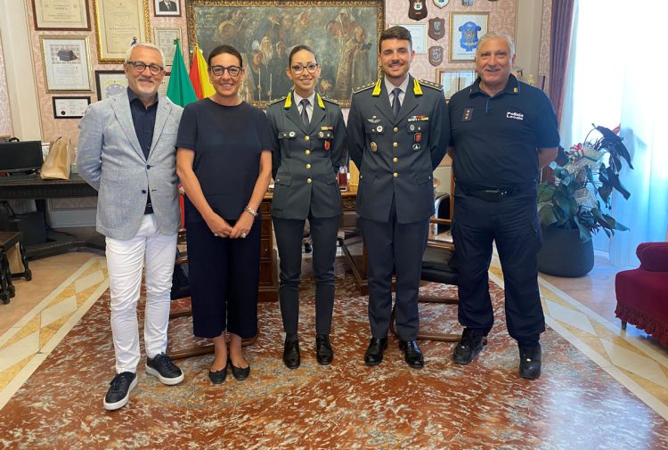 Modica, il Tenente Camilla Massarini a Palazzo San Domenico