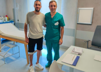 Ha rischiato di morire per un incidente, adesso riesce a correre: la storia del modicano Elia Cavallo