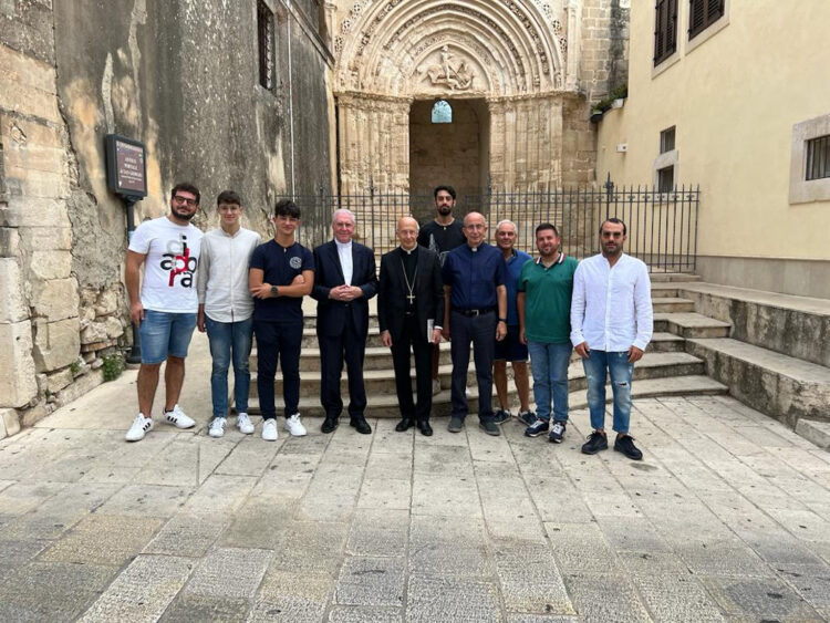 Il cardinale Angelo Bagnasco a Ragusa Ibla