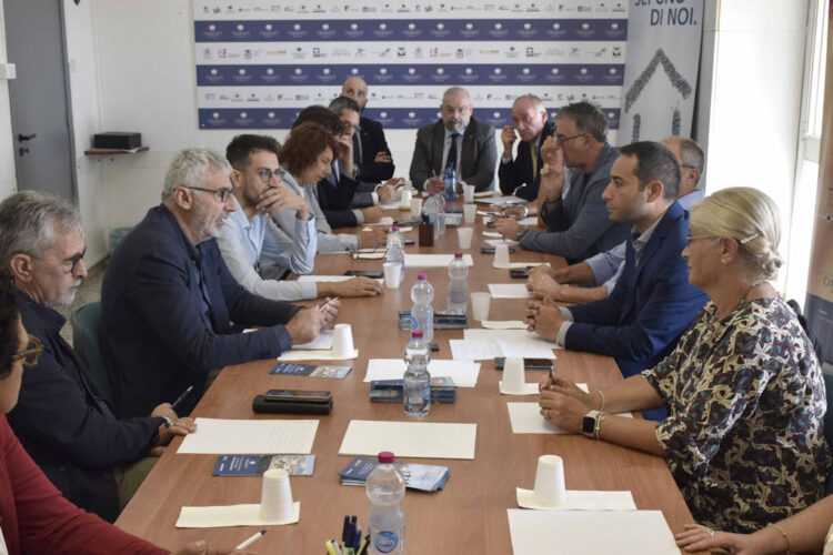 La Giunta Cassì alla Confcommercio di Ragusa: proficuo confronto