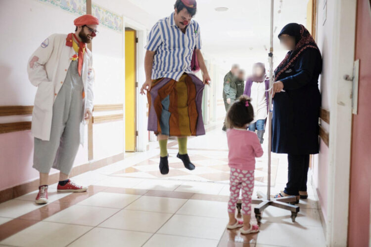 Ragusa: corso di formazione “L’umano prima di tutto! Con il naso in tasca”