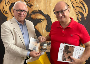 Il Ministro maltese Zrinzo Azzoppardi al Museo del Cioccolato di Modica