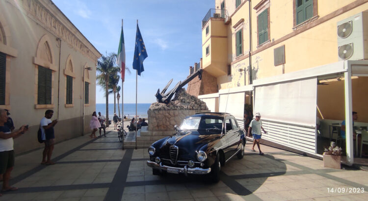 L’auto storica della Polizia di Stato da Ragusa rientra a Roma
