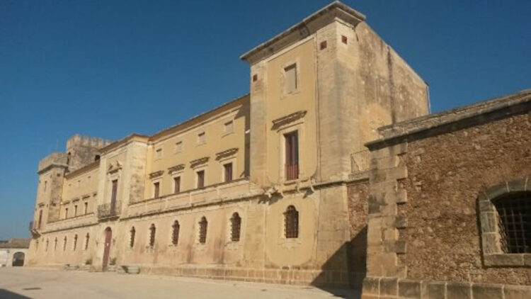 Acate: coloriamo il Castello dei principi di Biscari con la pace