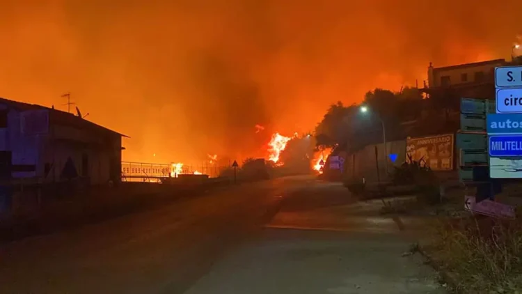 Incendi, giornata drammatica in Sicilia