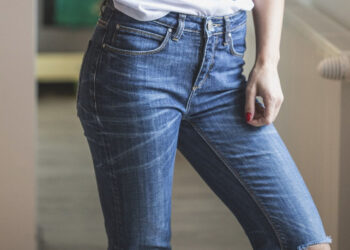 Autunno Inverno 2023-2024: di tendenza jeans a caramella o con riga