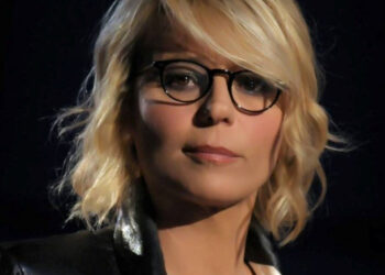 ‘Uomini e donne’ con Maria De Filippi: oggi 11 settembre