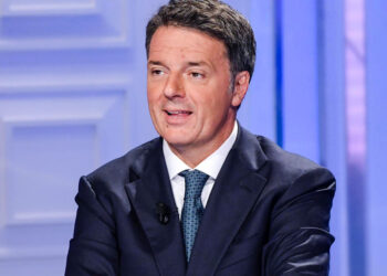 Da Renzi a Briatore, spopola la dieta del digiuno intermittente: Funziona ma no a sgarri