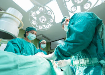 Recupero liste d'attesa, l'Asp di Ragusa recluta medici anestesisti a 124 euro l'ora