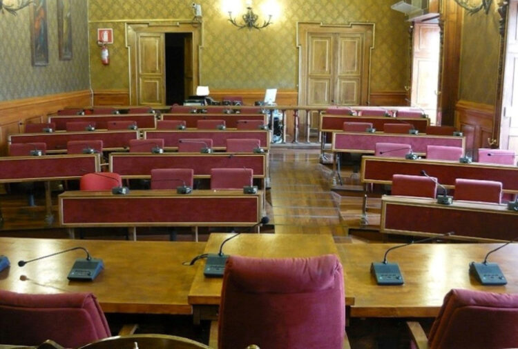 Comune di Ragusa grande è la confusione sotto il cielo